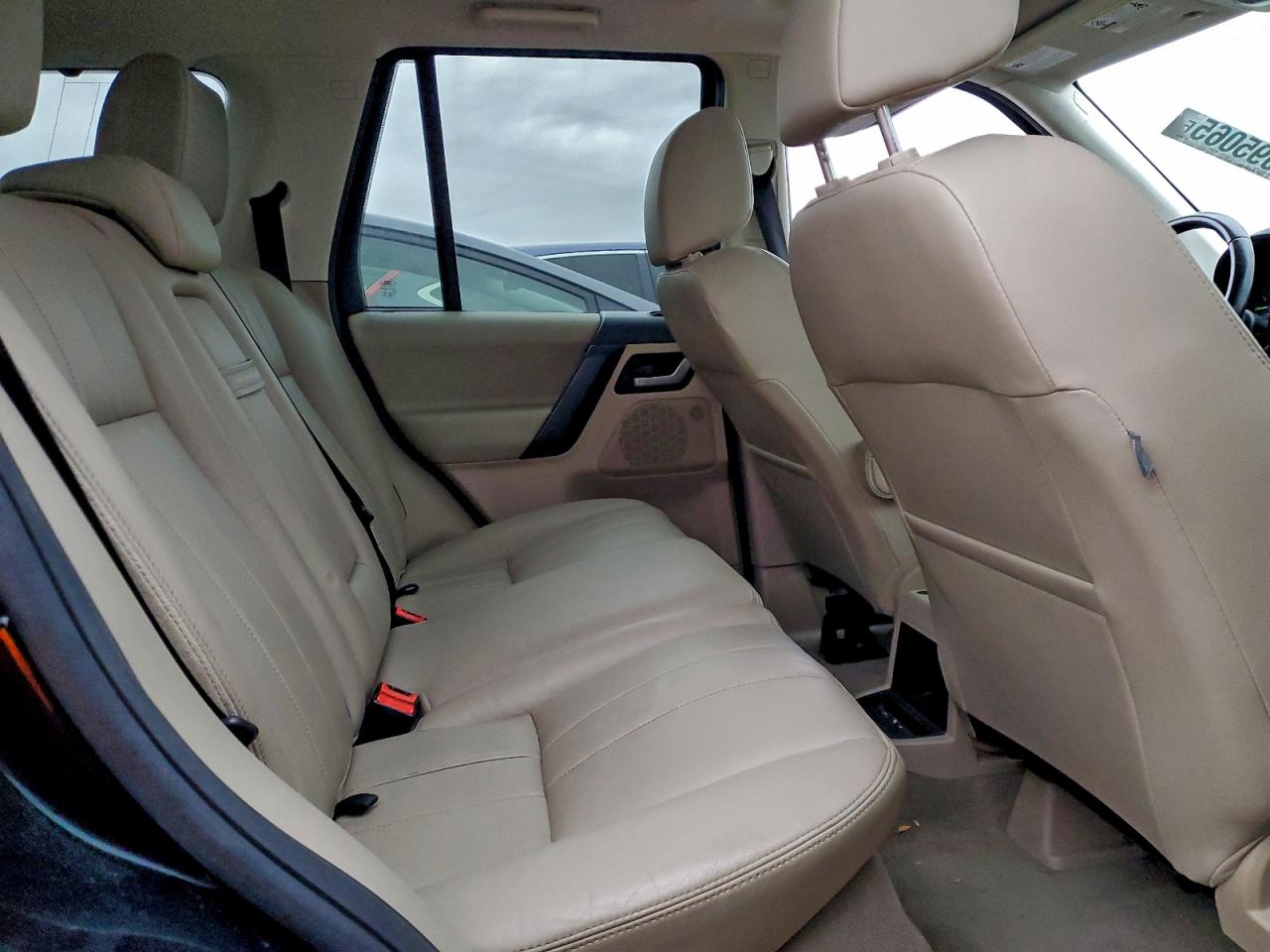 Land Rover LR2 Hse Image 7