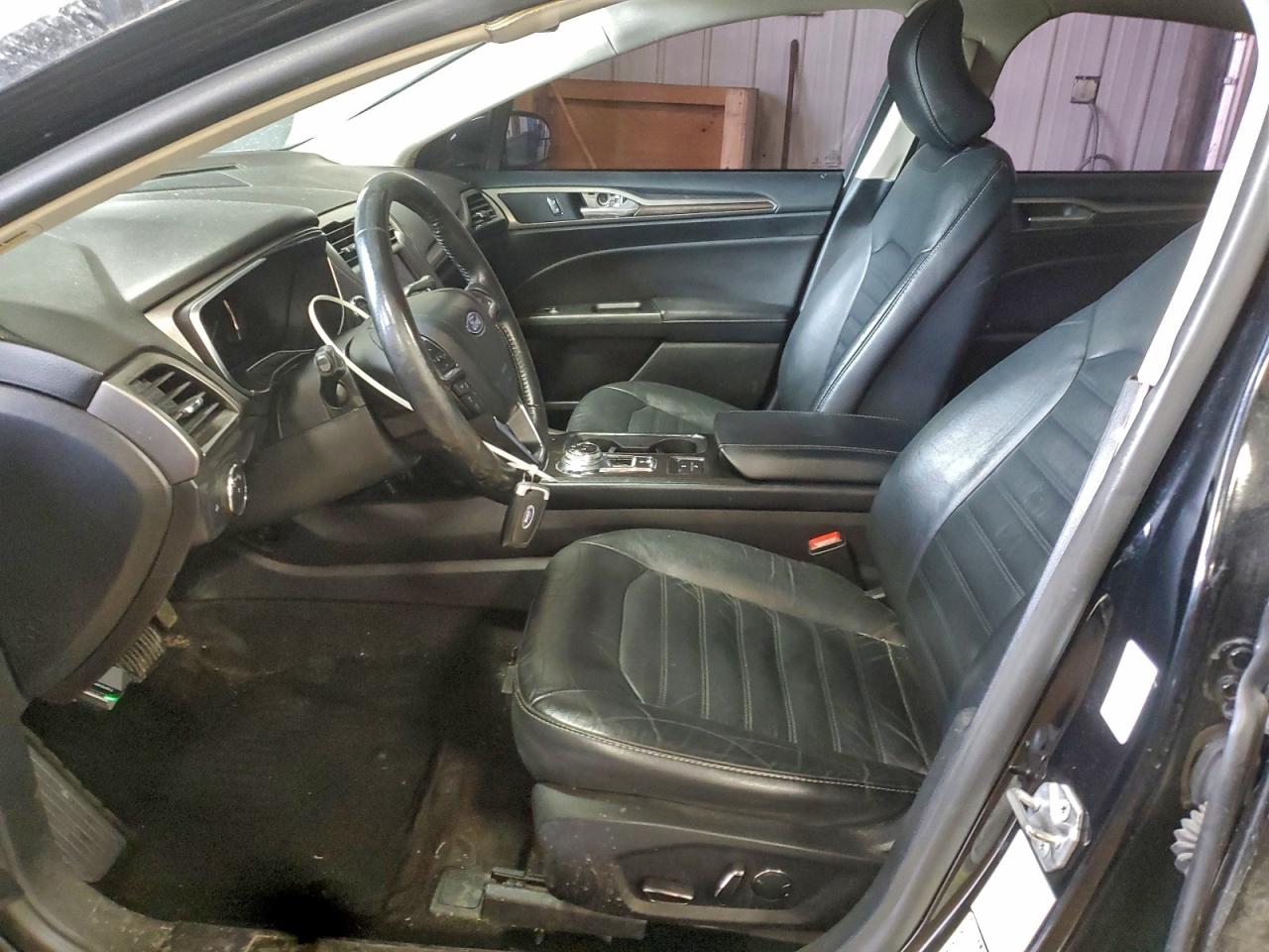 Ford Fusion Se Hybrid Image 5