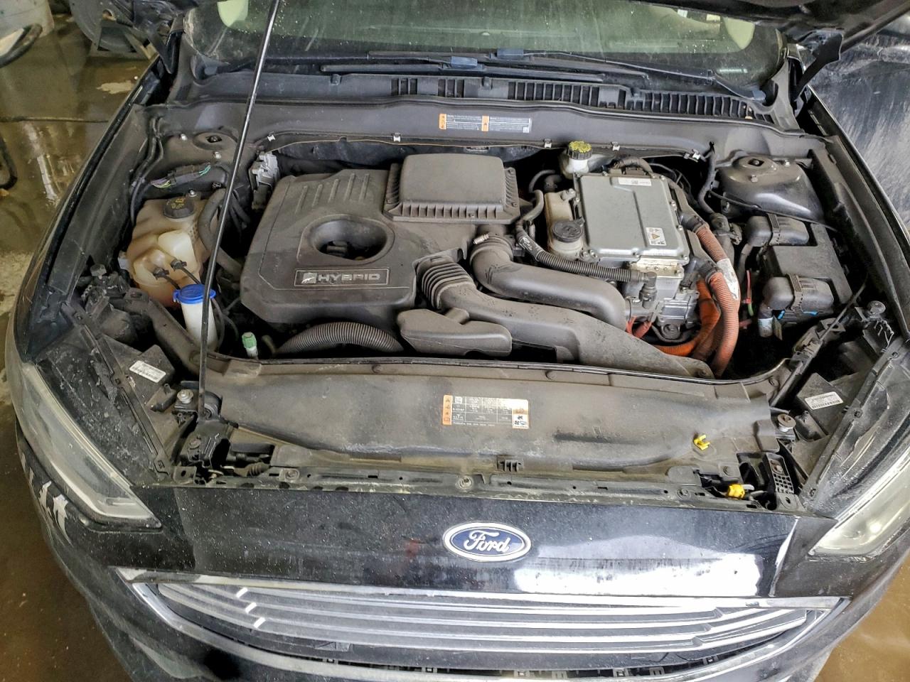 Ford Fusion Se Hybrid Image 8