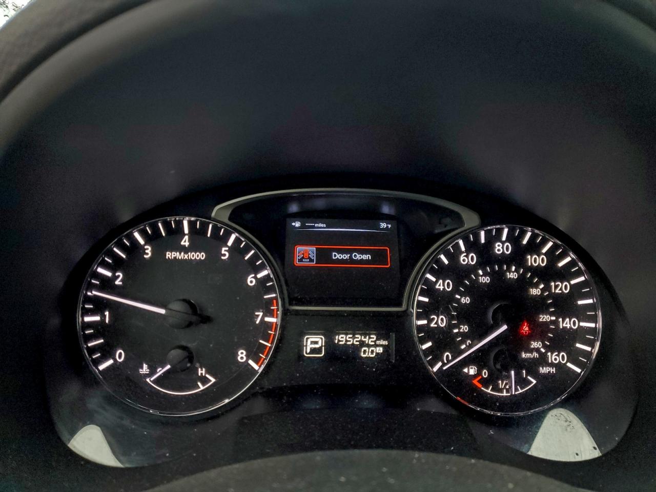 Nissan Altima 2.5 Image 11