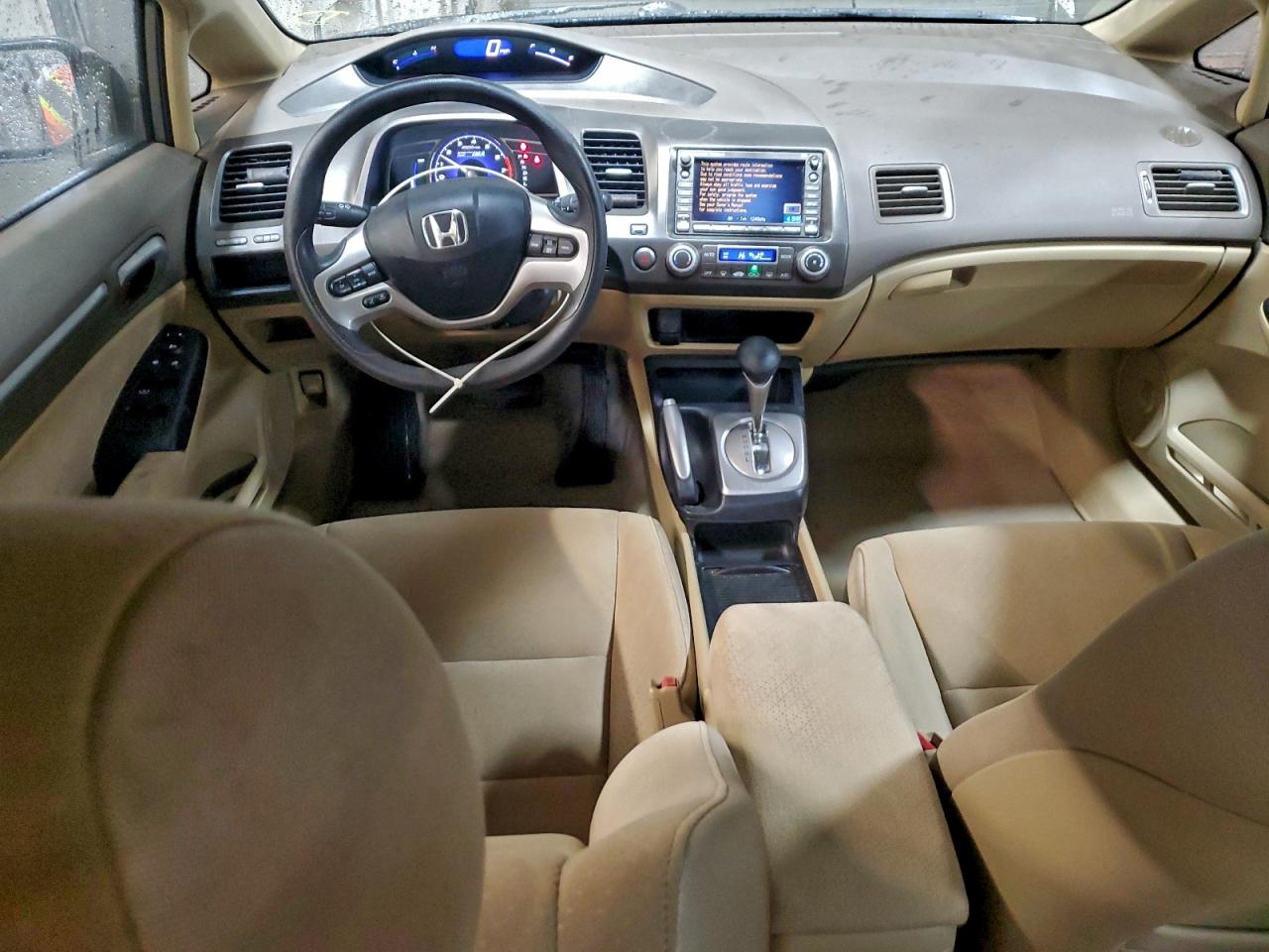 Honda Civic Hybrid Image 2