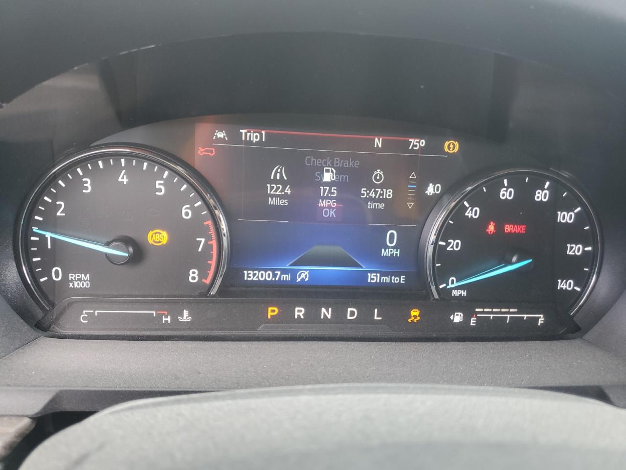 Ford Explorer Limited Image 8