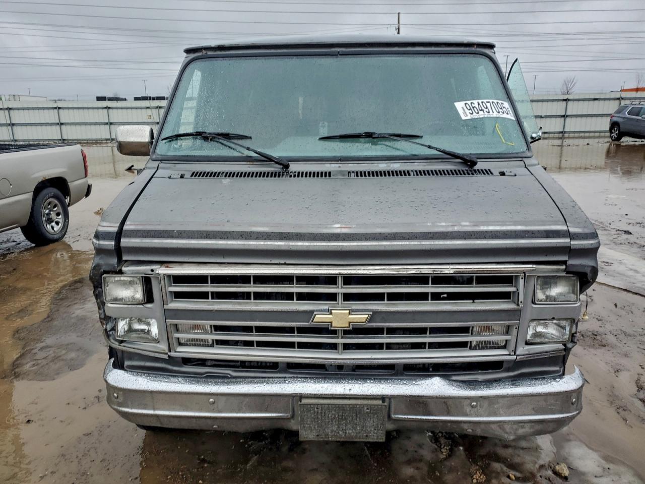 Chevrolet G20 Image 9