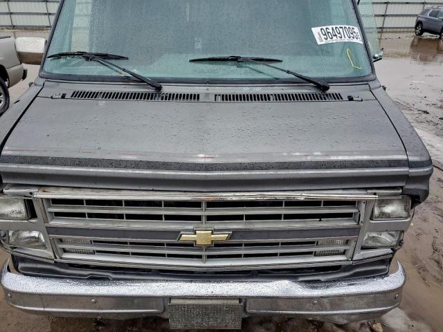 Chevrolet G20 Image 11