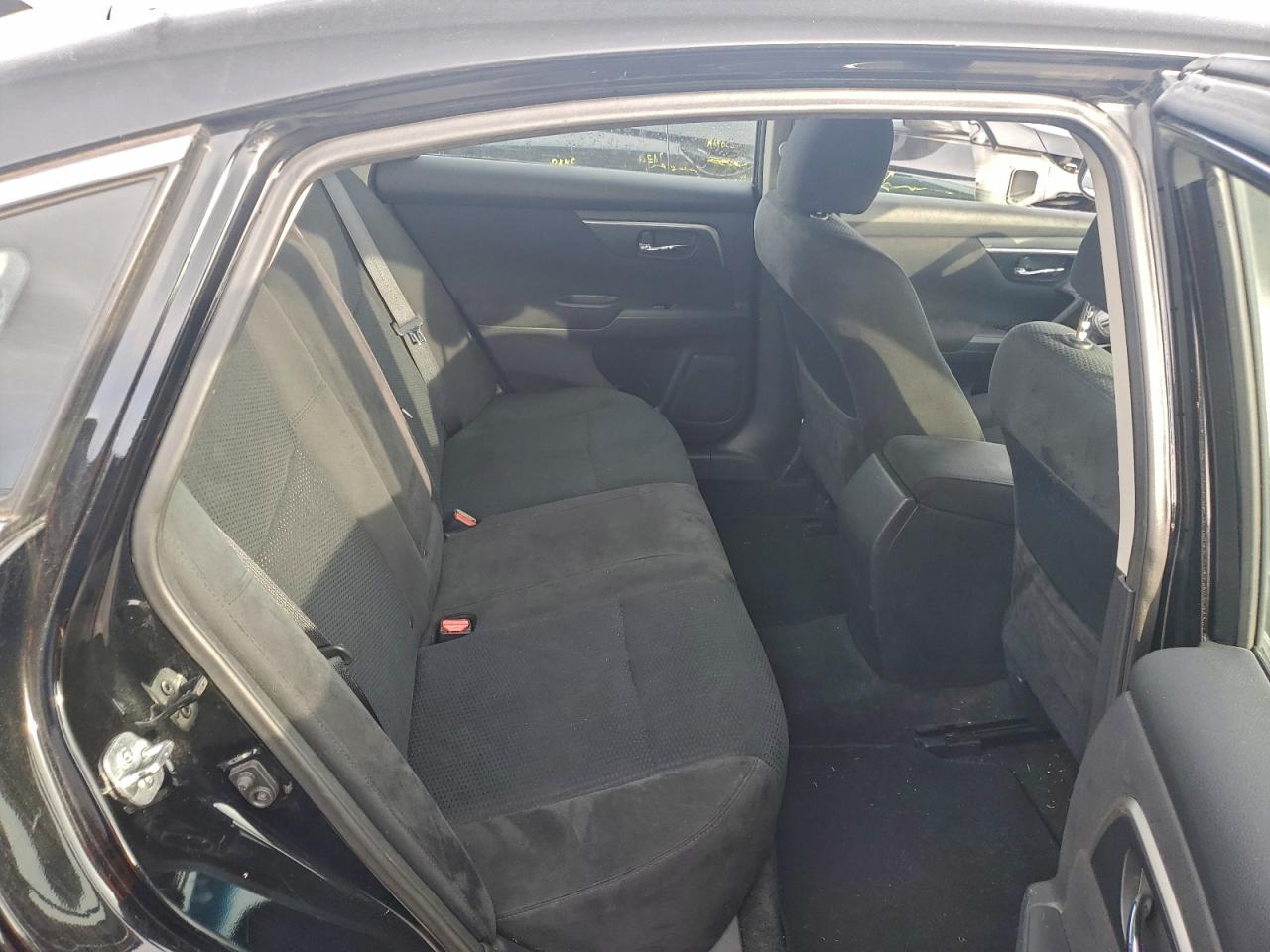 Nissan Altima 2.5 Image 12