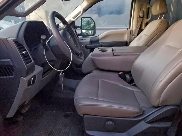 Ford F-350 Super Duty Image 6