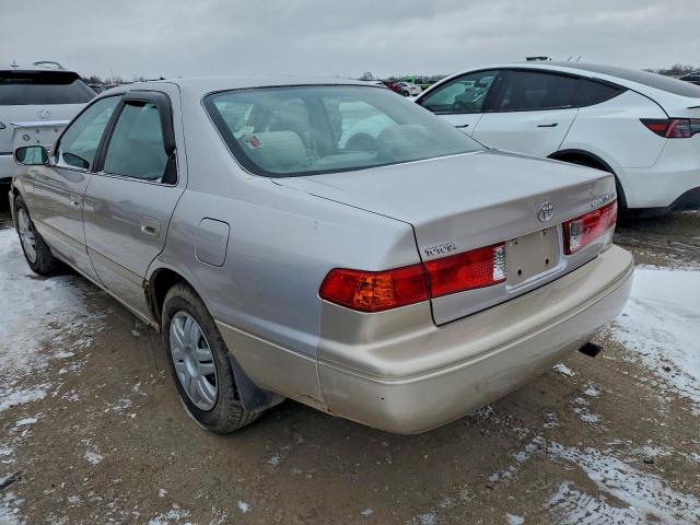 Toyota Camry Ce Image 3