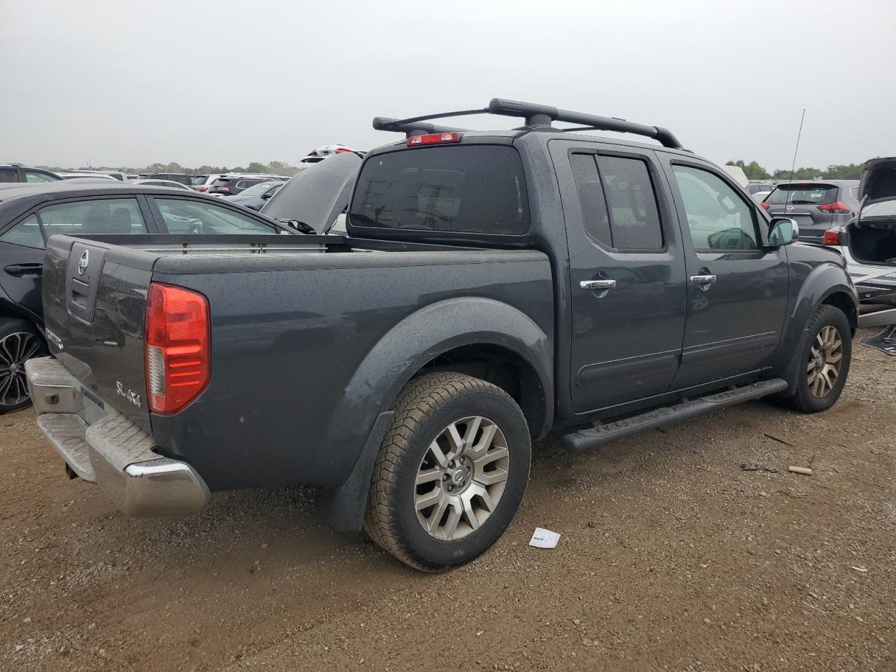 Nissan Frontier S Image 2