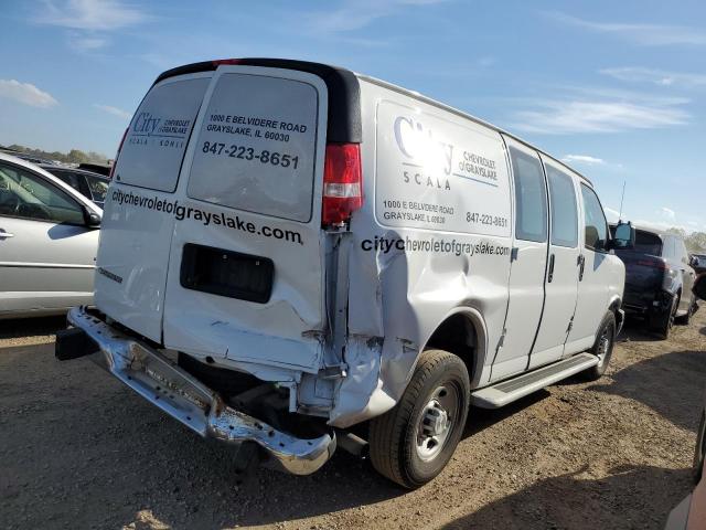 Chevrolet Express Image 9