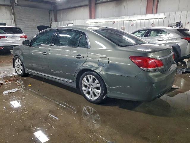 Toyota Avalon Base Image 10