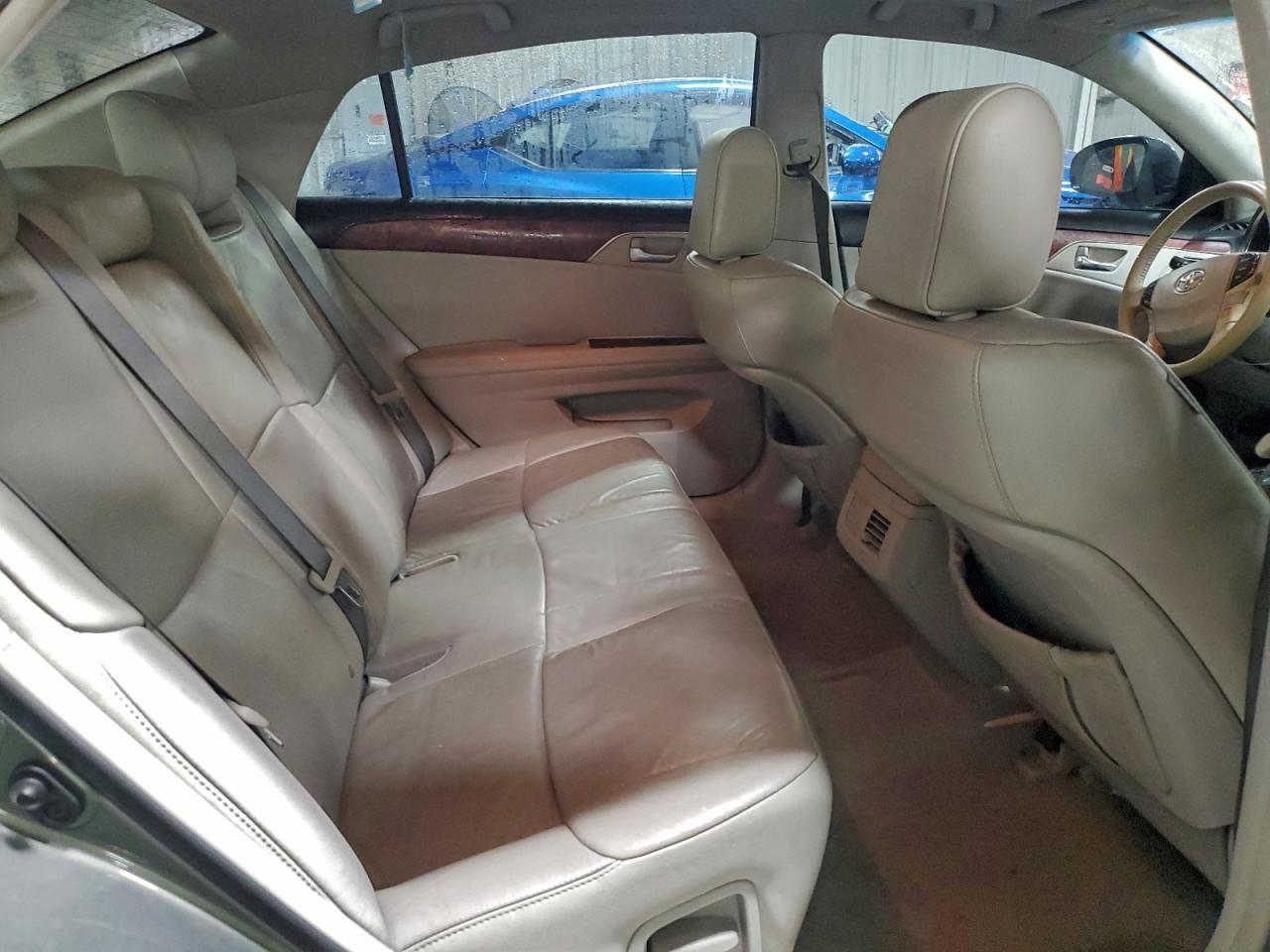 Toyota Avalon Base Image 12