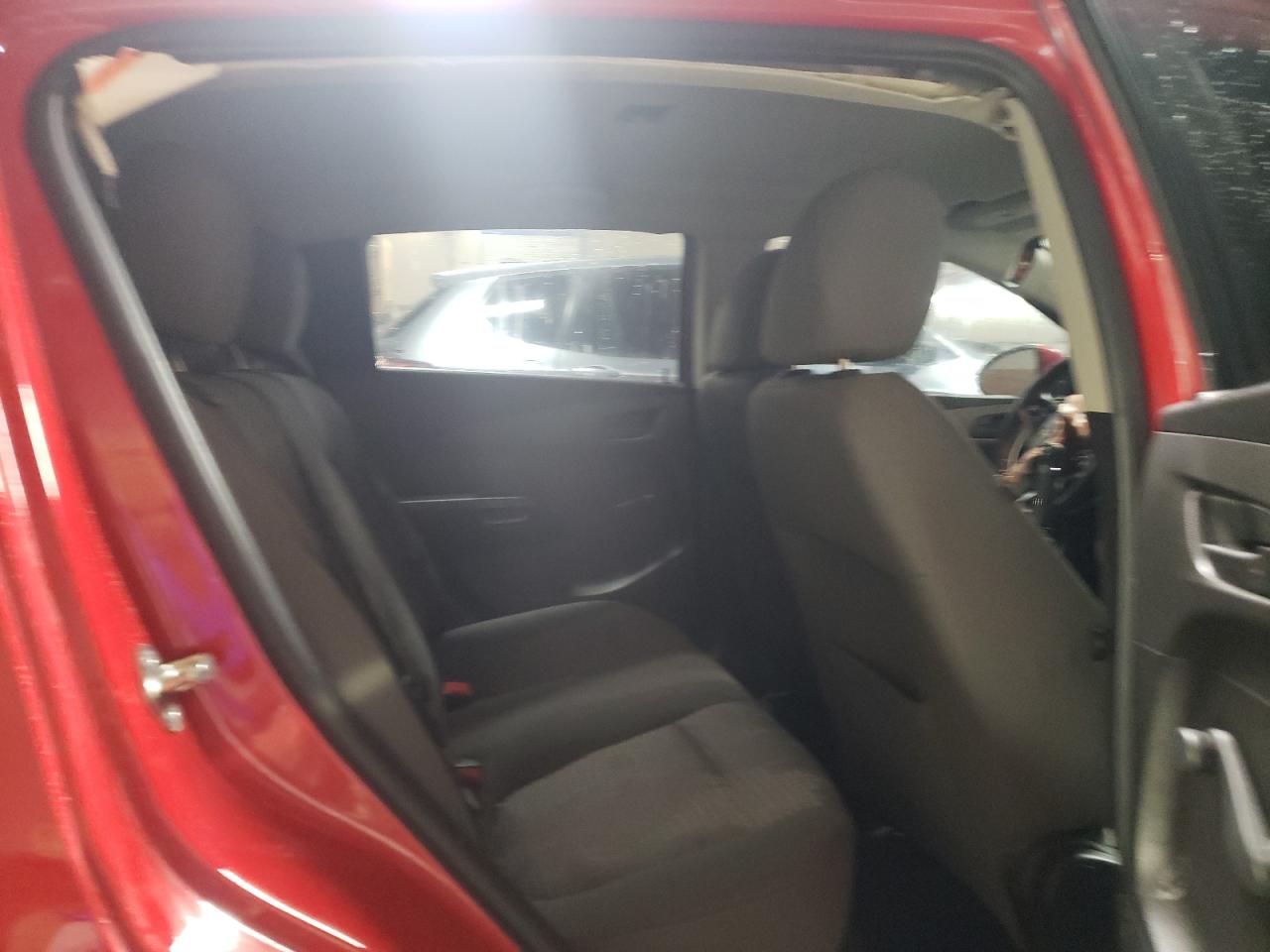 Chevrolet Sonic Image 12