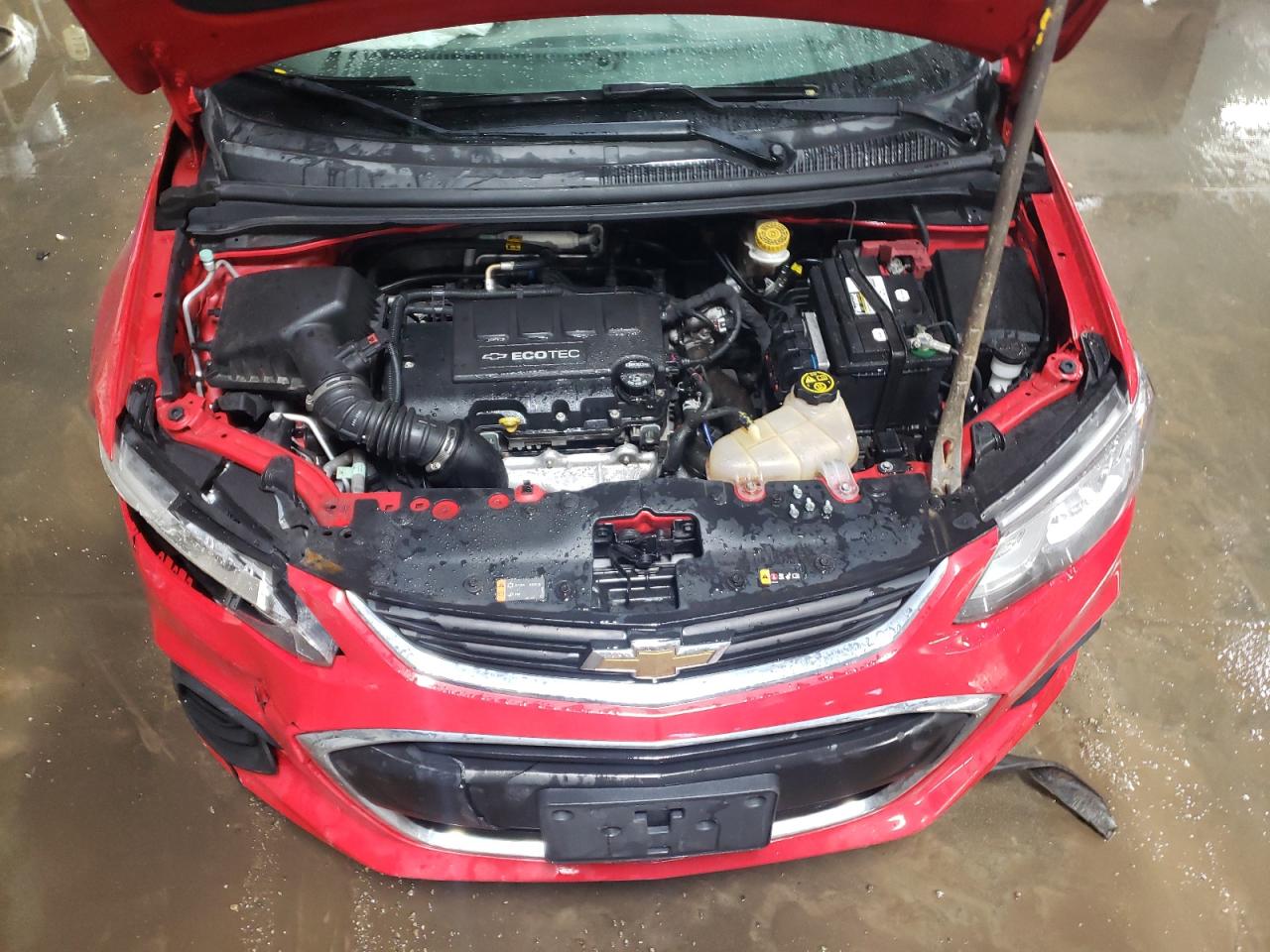 Chevrolet Sonic Image 8