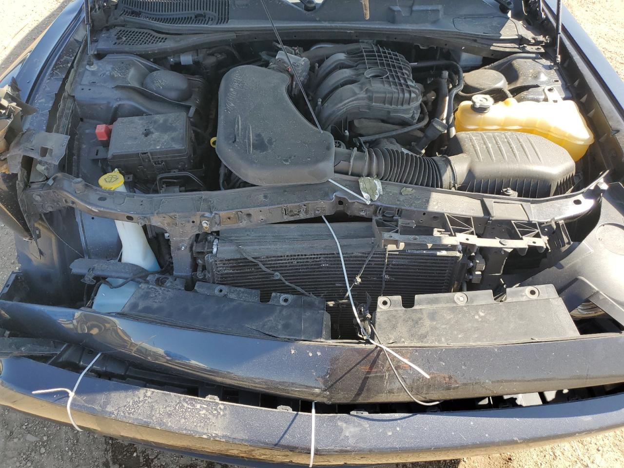 Dodge Challenger Sxt Image 10