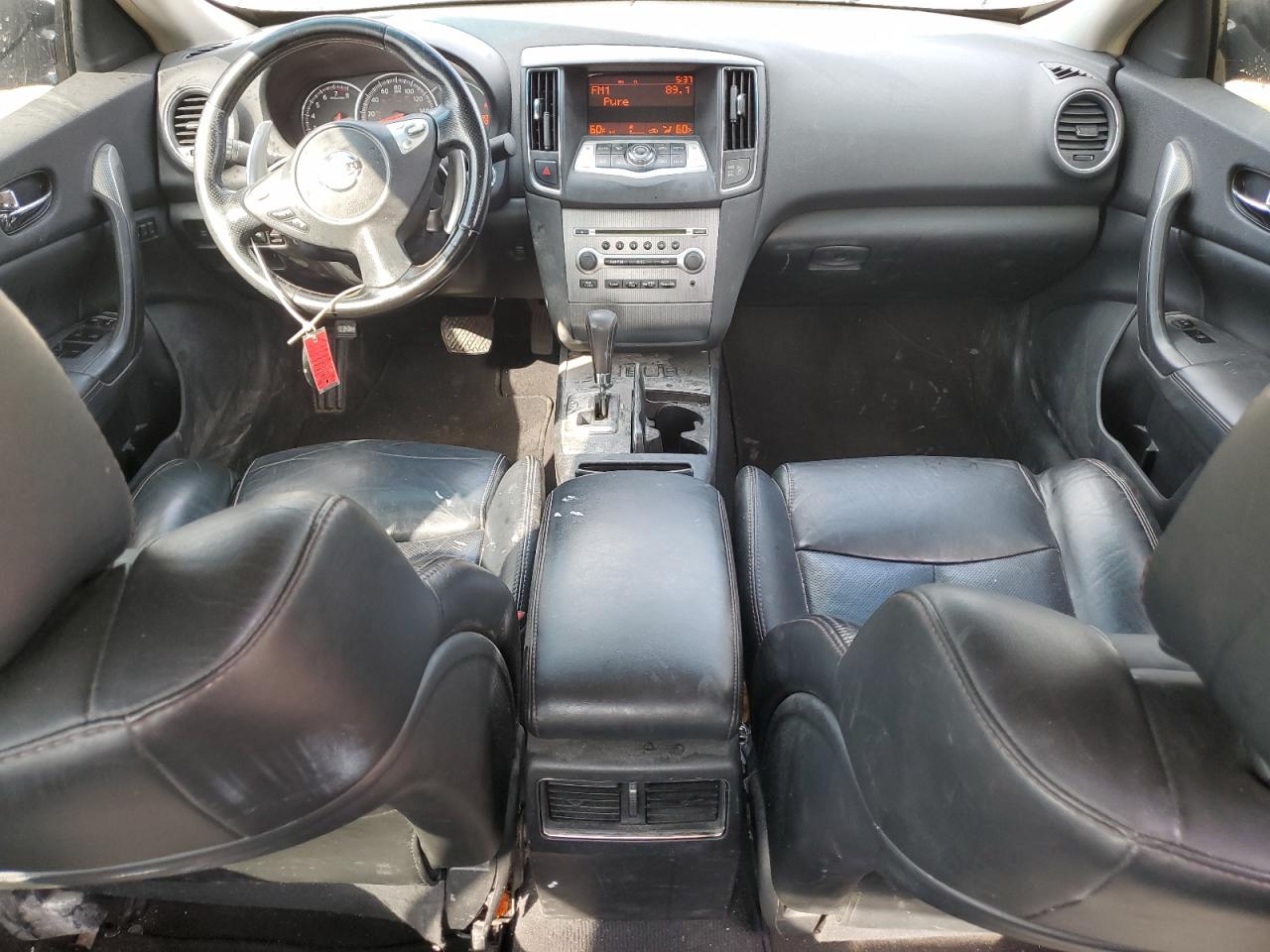 Nissan Maxima S Image 5