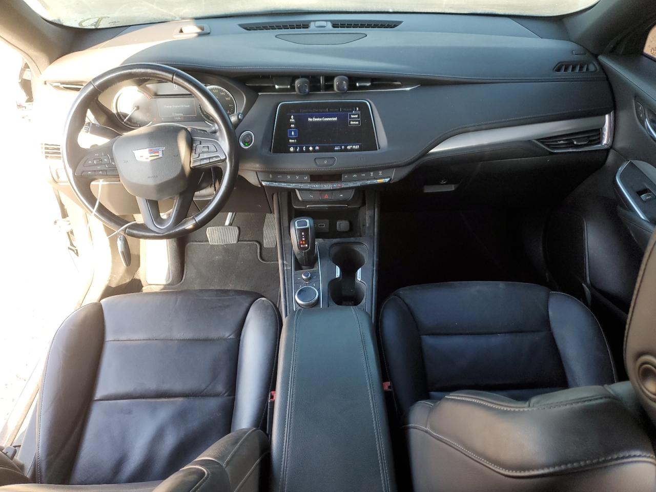 Cadillac XT4 Premium Luxury Image 11