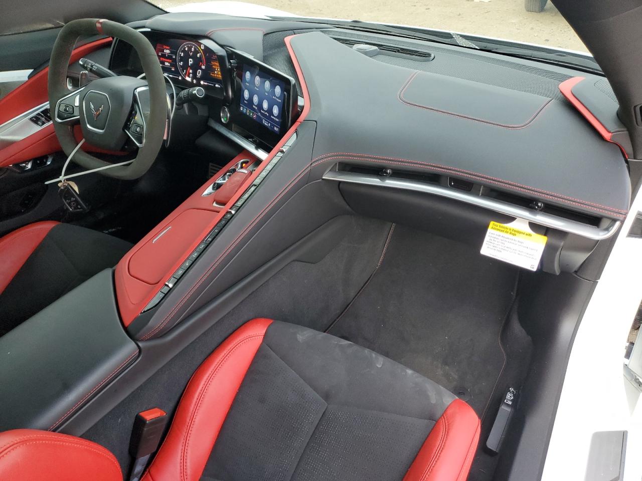 Chevrolet Corvette Stingray 2lt Image 12