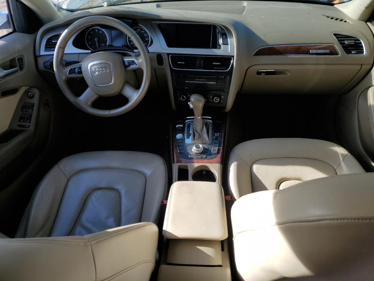 Audi A4 Premium Plus Image 2