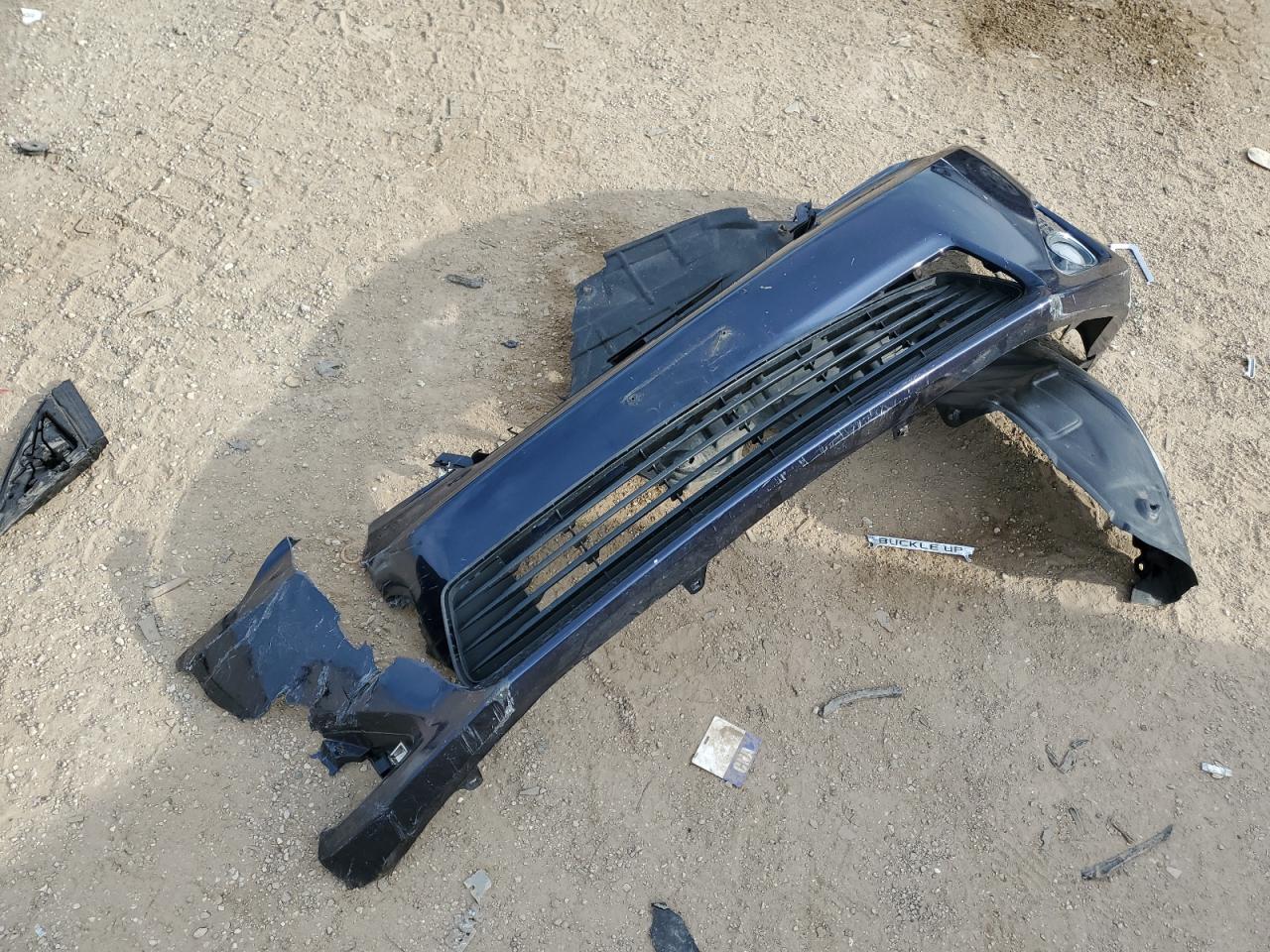 Toyota Camry L Image 8