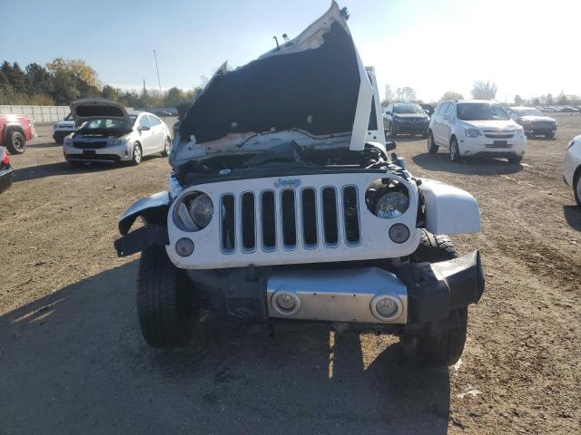 Jeep Wrangler Sahara Image 5
