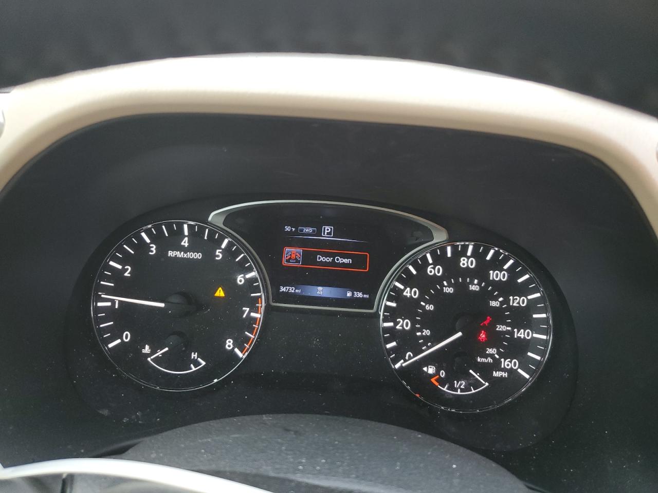 Nissan Pathfinder S Image 5