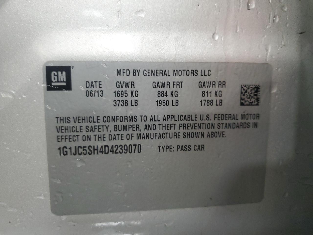 Chevrolet Sonic Lt Image 9