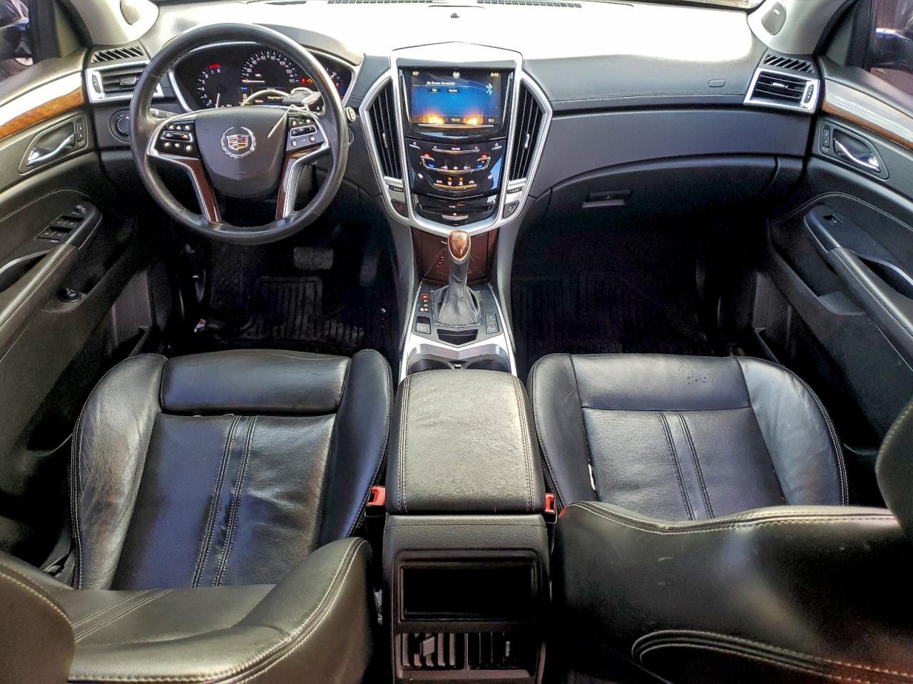 Cadillac SRX Luxury Collection Image 3