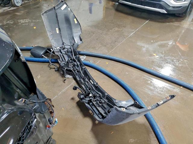 Ford Explorer Xlt Image 8