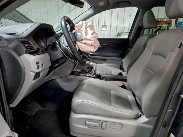 Honda Pilot Touring Image 12
