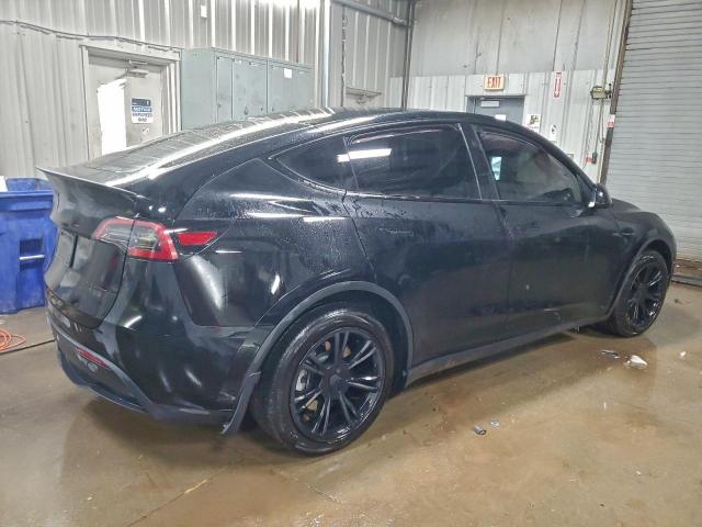 Tesla Model Y Image 2