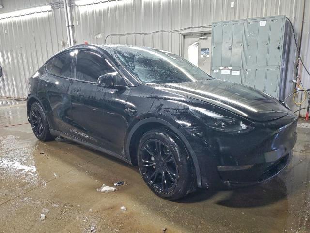 Tesla Model Y Image 5