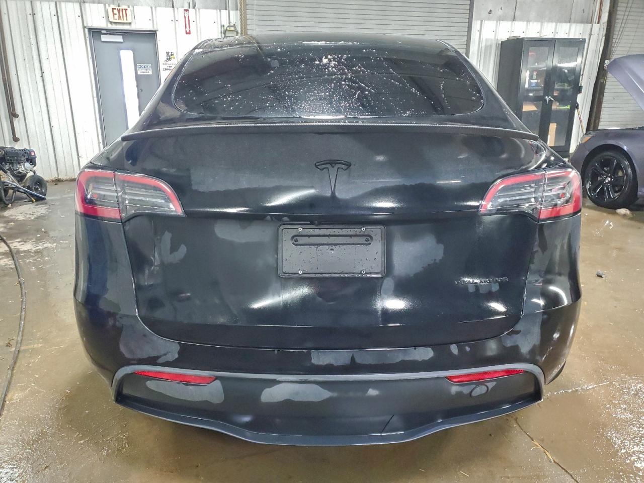 Tesla Model Y Image 10