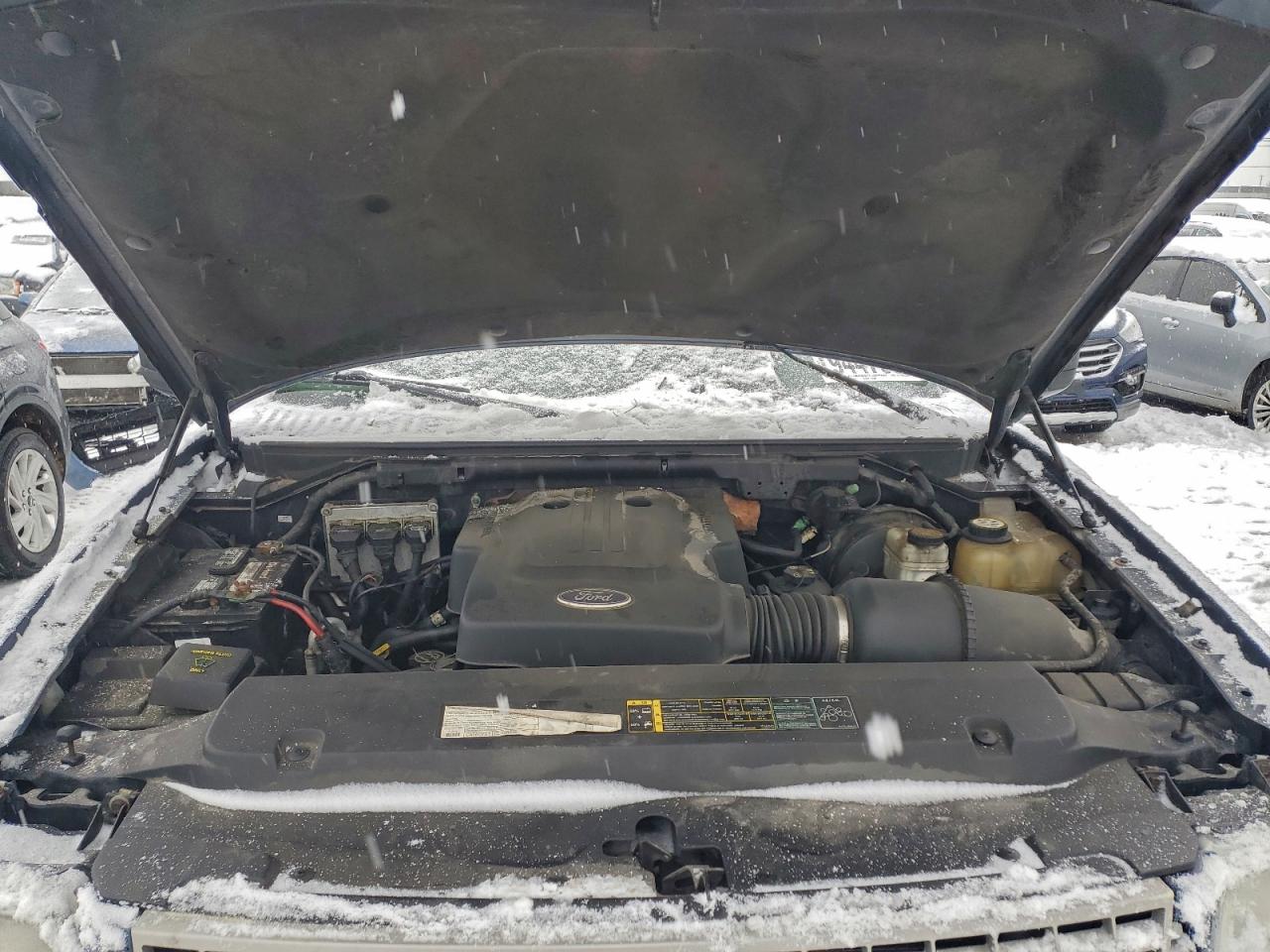 Ford Expedition Xlt Image 11