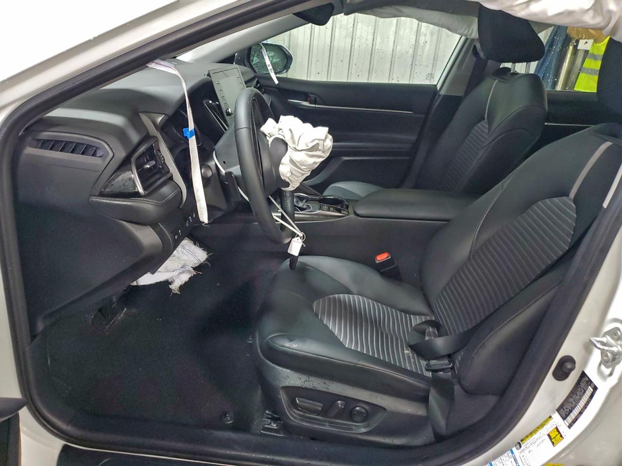 Toyota Camry Se Night Shade Image 4