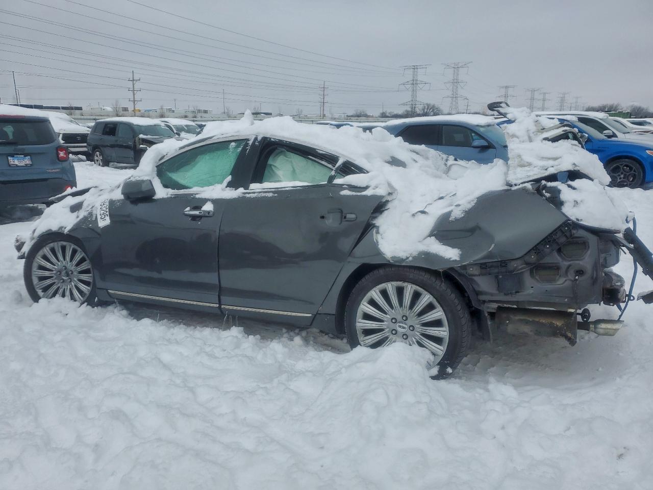 Lincoln MKS Image 2