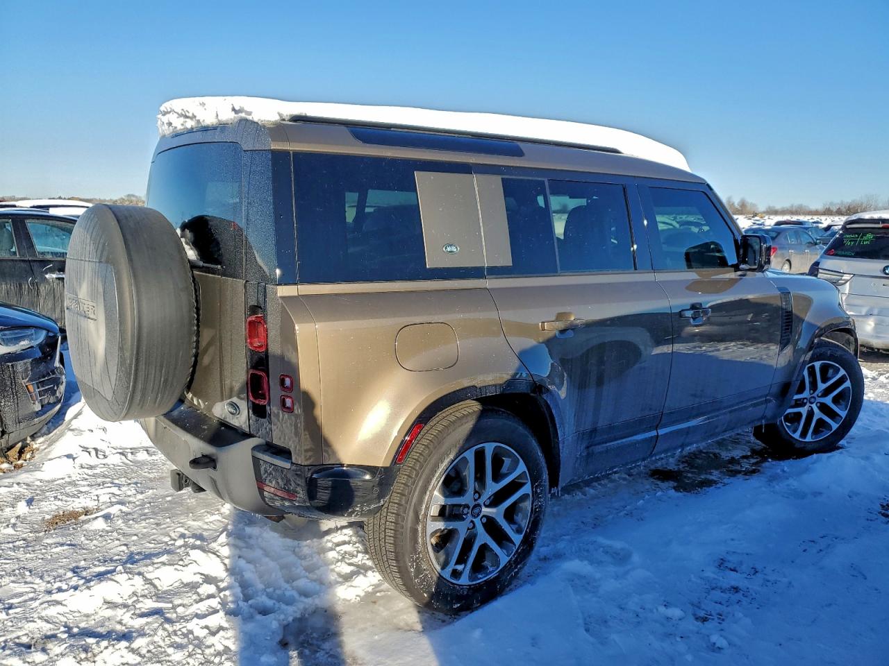 Land Rover Defender 110 X-dynamic Se Image 8