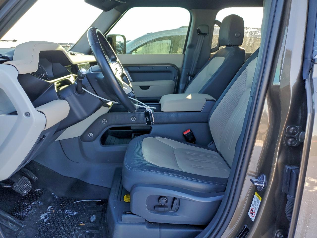 Land Rover Defender 110 X-dynamic Se Image 5