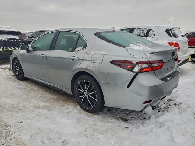 Toyota Camry Se Night Shade Image 10