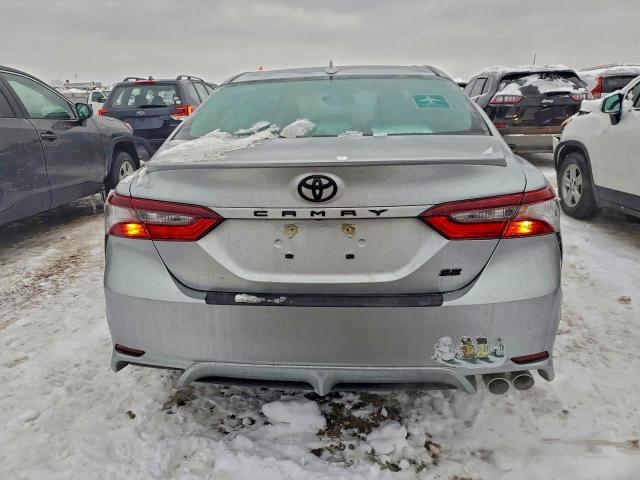 Toyota Camry Se Night Shade Image 4