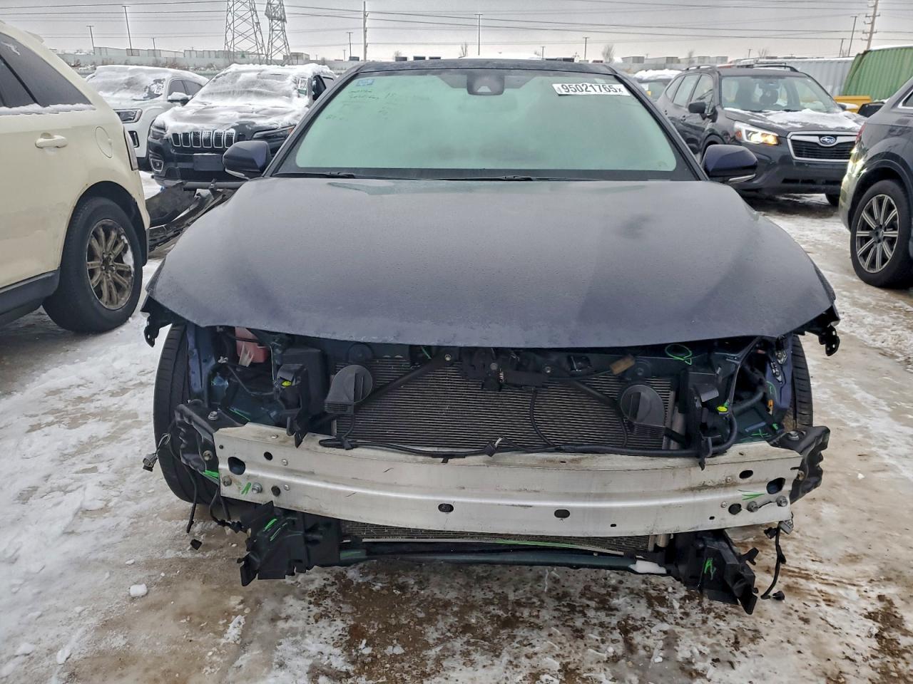 Toyota Camry Se Image 11