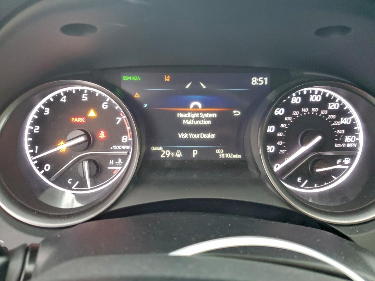 Toyota Camry Se Image 5