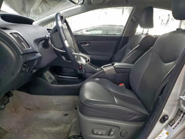 Toyota Prius Image 10