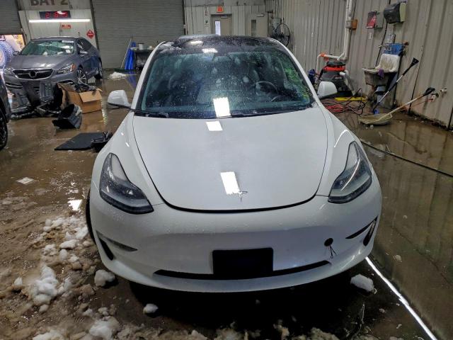 Tesla Model 3 Image 2