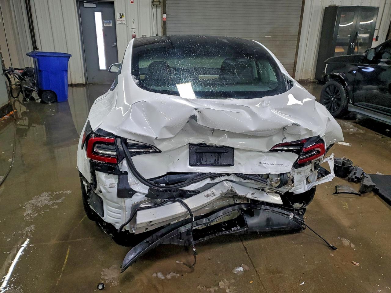 Tesla Model 3 Image 5