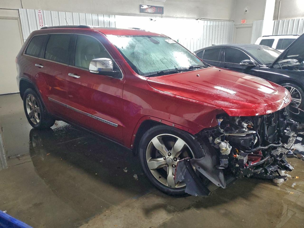 Jeep Grand Cherokee Overland Image 5