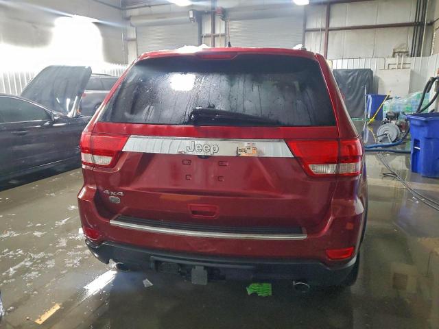 Jeep Grand Cherokee Overland Image 4