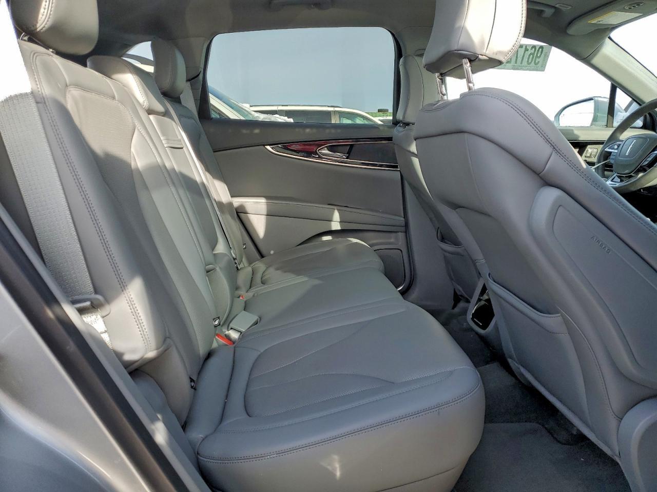 Lincoln Nautilus Reserve Image 5