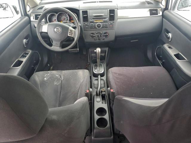 Nissan Versa S Image 7