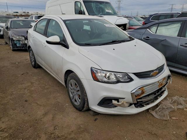 Chevrolet Sonic Ls Image 4