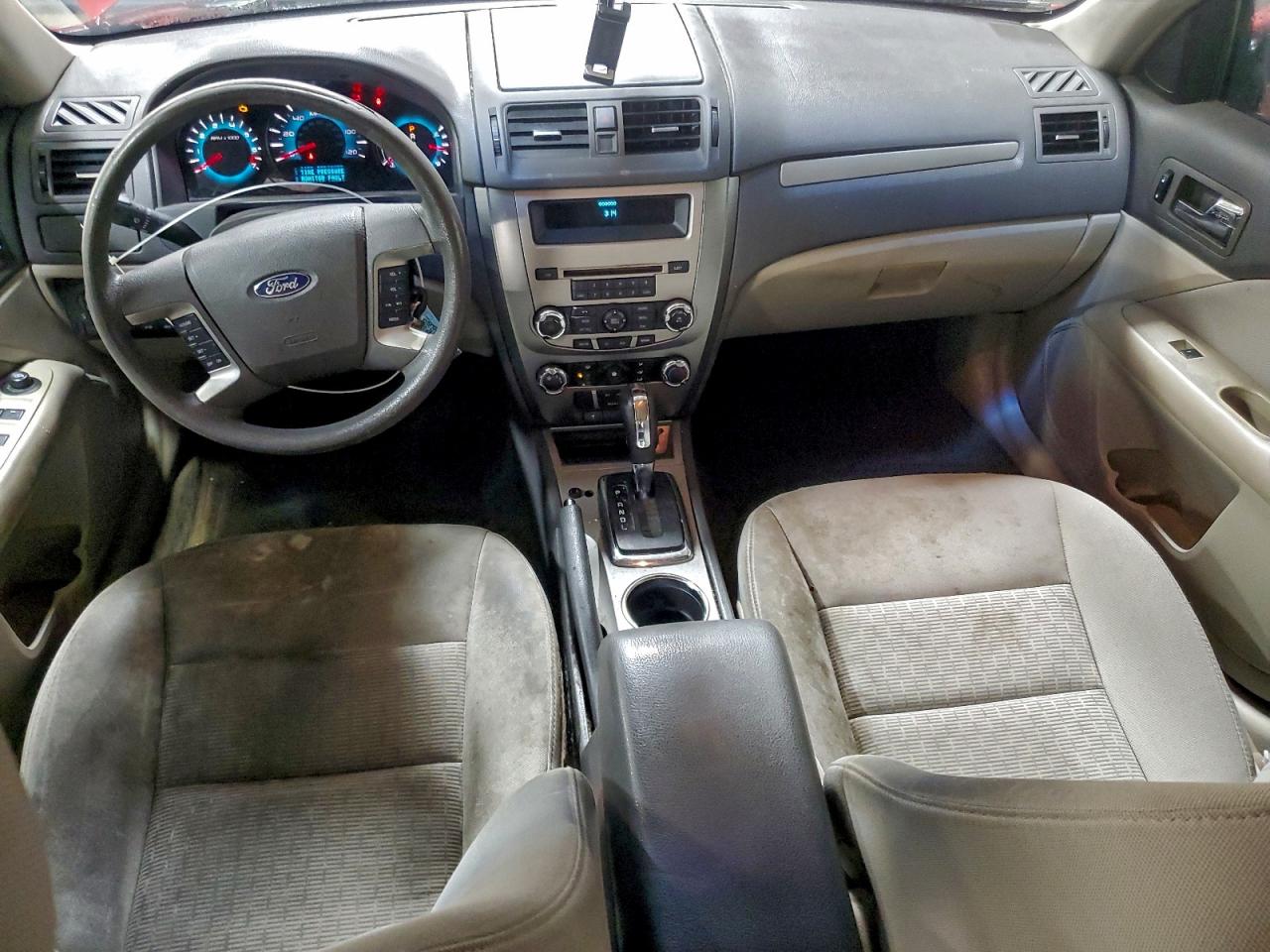 Ford Fusion Se Image 6